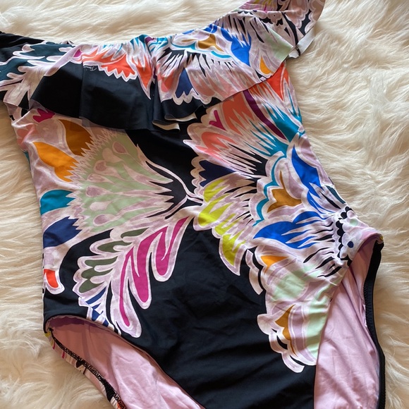 Trina Turk Seychelles Off Shoulder One Piece - Picture 8 of 13